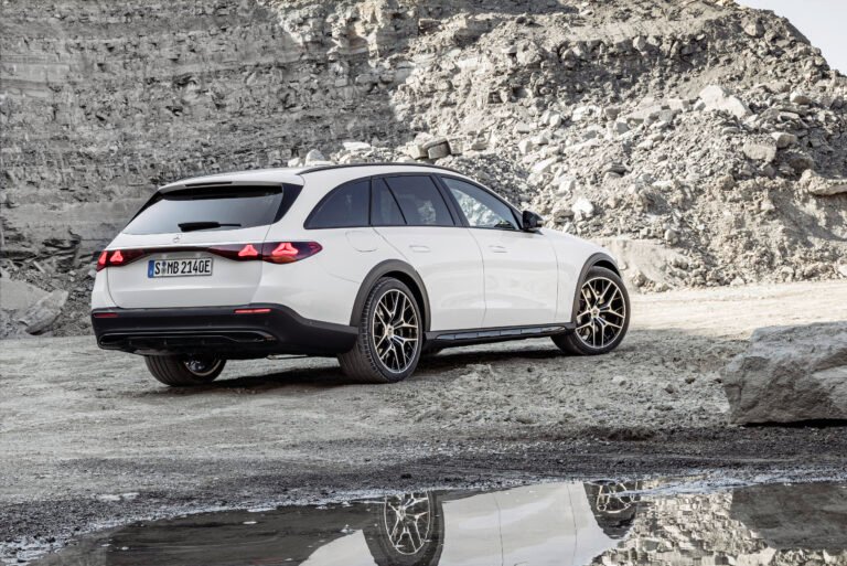 Mercedes E 300 de All-Terrain, imagen principal de la prueba