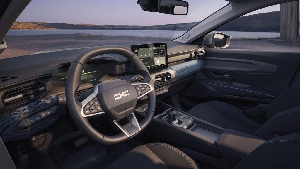 Salpicadero del Dacia Striker con pantalla central de 10,1 pulgadas