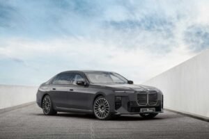 BMW Concept 7 Protection en vista tres cuartos delantera