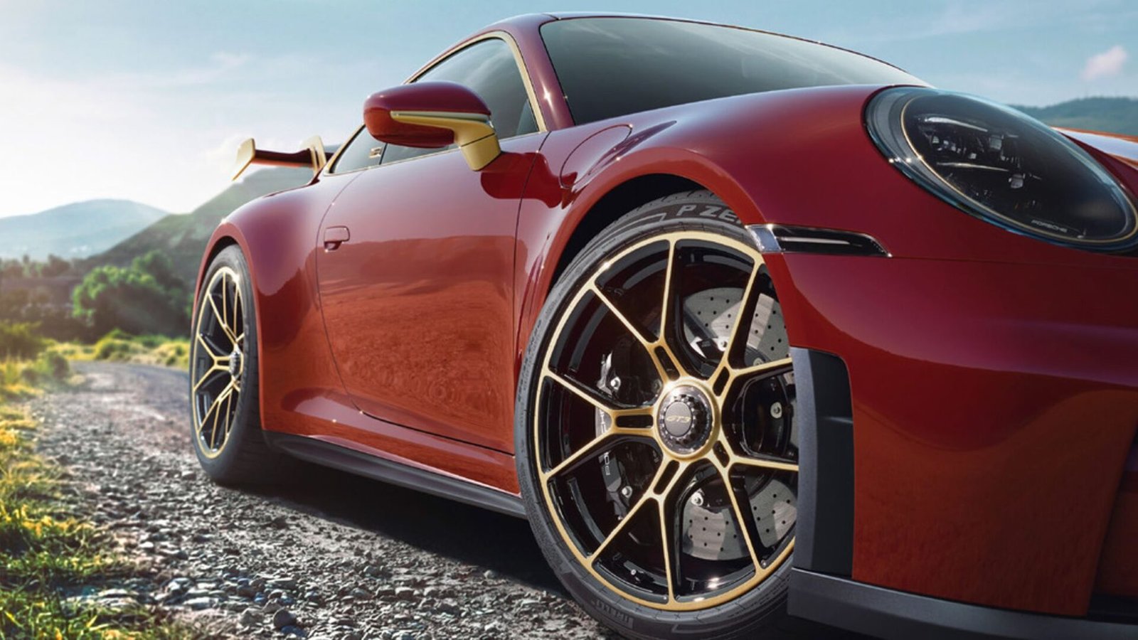Porsche 911 GT3 La Serpiente color GTS Red y Aurum