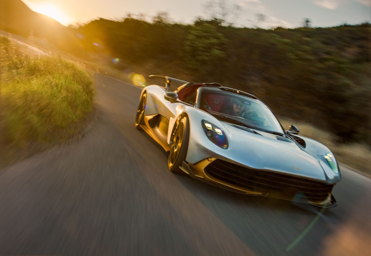 Aston Martin Valhalla Spider sin techo
