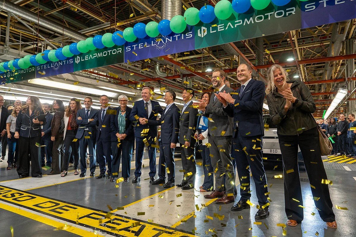 Acto de inicio de producción del Leapmotor B10 en la planta de Zaragoza