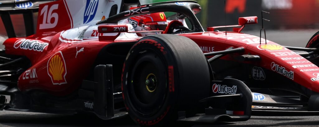 Charles Leclerc con el Ferrari número 16 y neumático blando Pirelli en los libres del GP de México de F1 2026