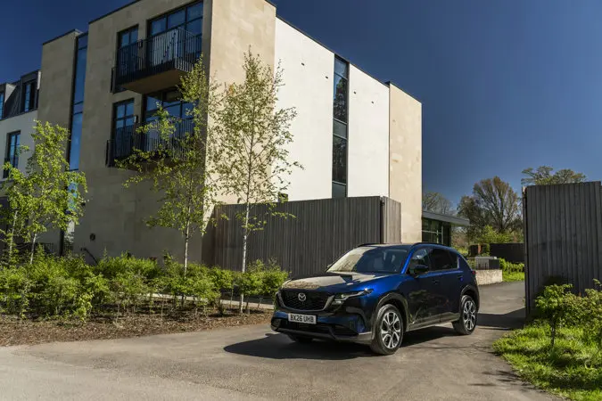 Nuevo Mazda CX-5 2026 Exclusive-Line, que recibe el asistente Google Gemini