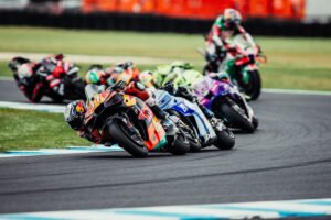 Pedro Acosta, ganador del sprint de Sepang, con la Red Bull KTM RC16 de MotoGP en 2026