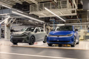 Seat Martorell: línea 1 de producción del CUPRA Raval y el Volkswagen ID. Polo
