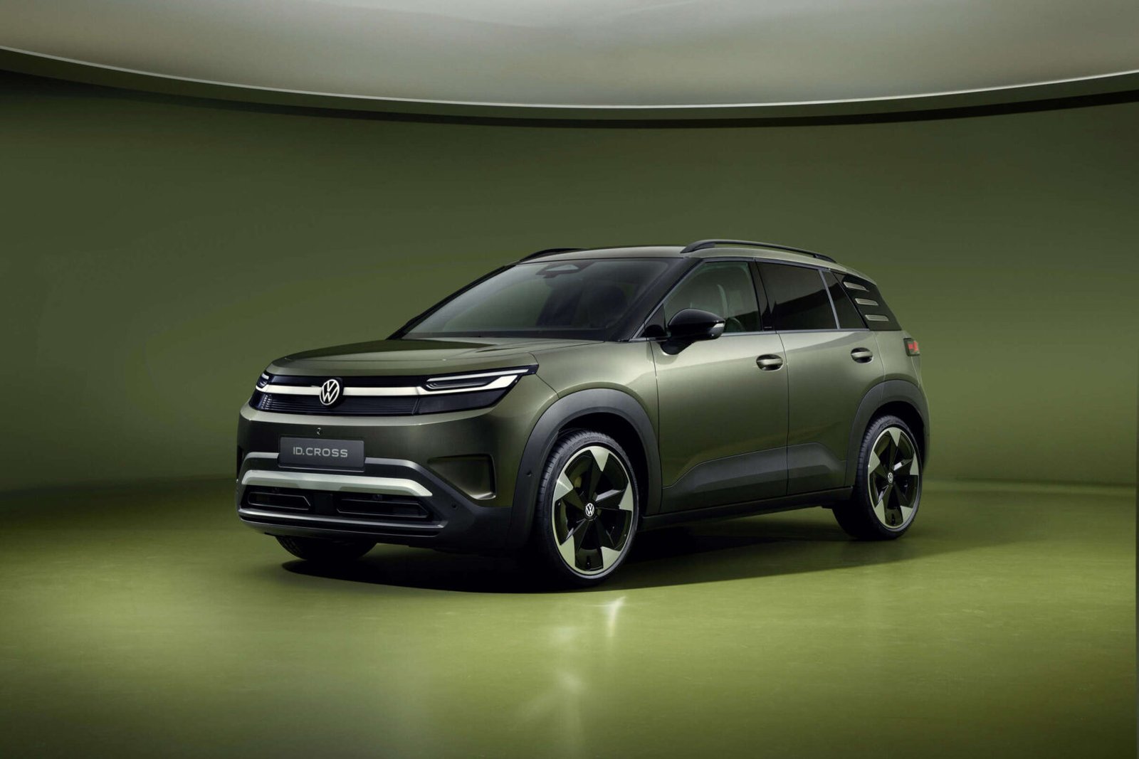 Volkswagen ID. Cross en color verde Nori metalizado