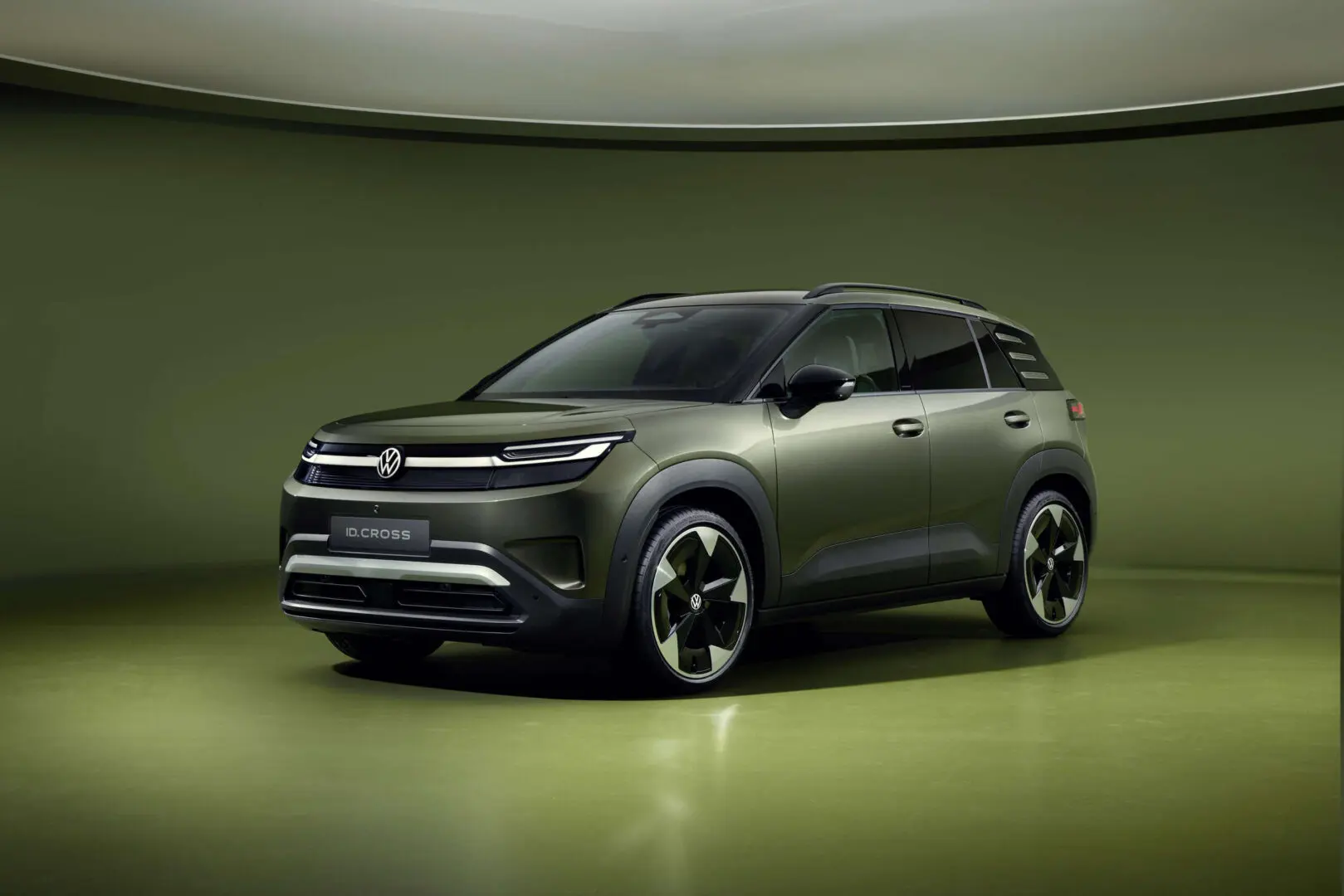 Volkswagen ID. Cross en color verde Nori metalizado