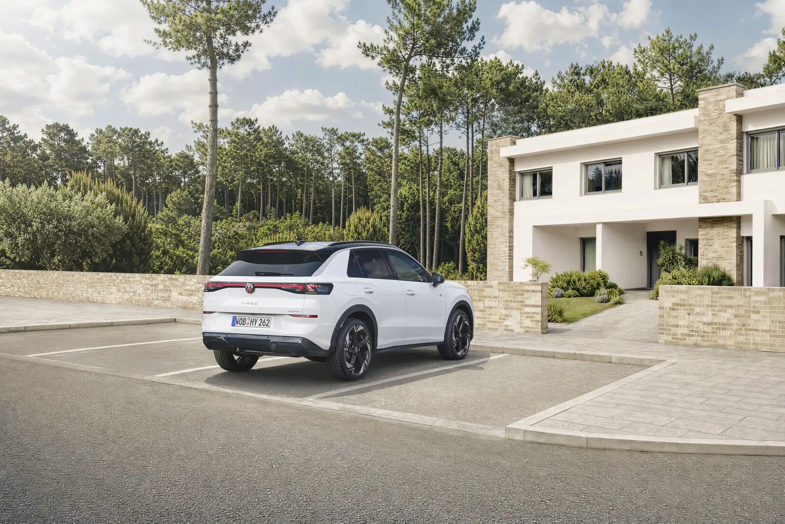 Volkswagen T-Roc 1.5 TSI Hybrid