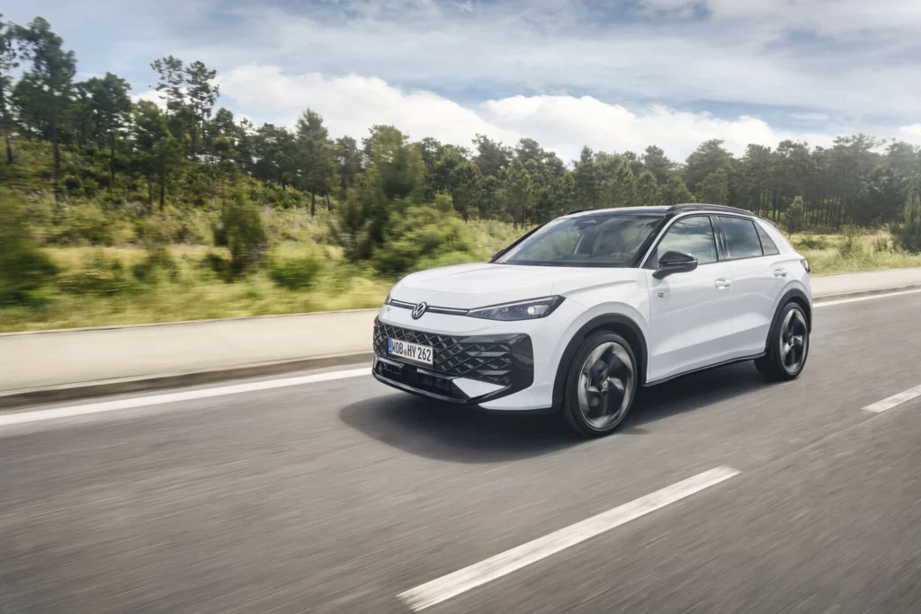 Volkswagen T-Roc Hybrid, el SUV híbrido de 136 y 170 CV
